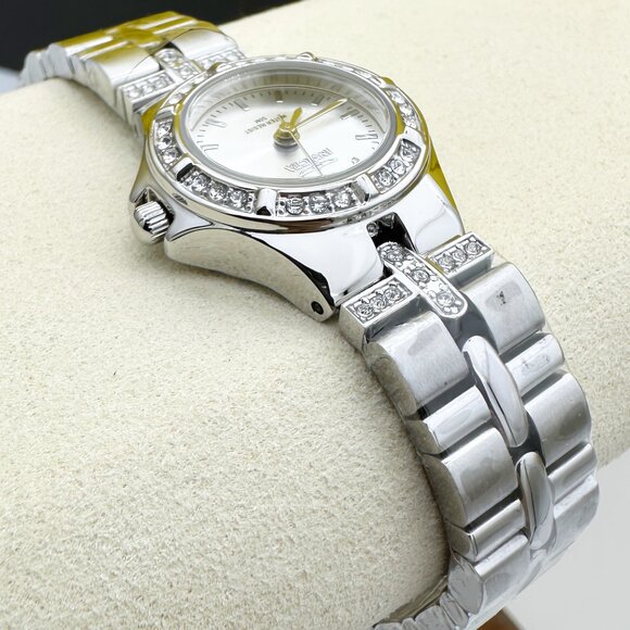 Invicta Women's Wildflower Collection Stainless Steel Watch with Unique Design - Picture 3 of 9